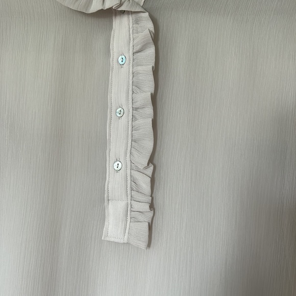 Top - Picture 2 of 2